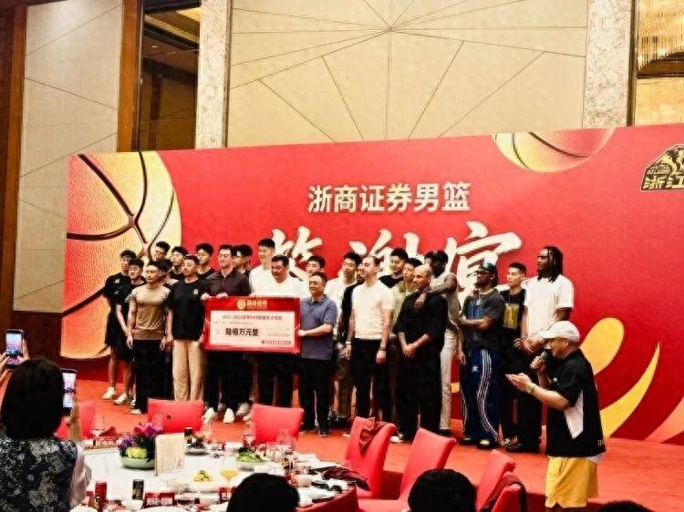 伊赛亚·托马斯:乔丹那场流感之战是假的