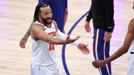 绝妙,湖人队新阵容被NBA评论员比尔·西蒙斯起绰号“Snowtime”