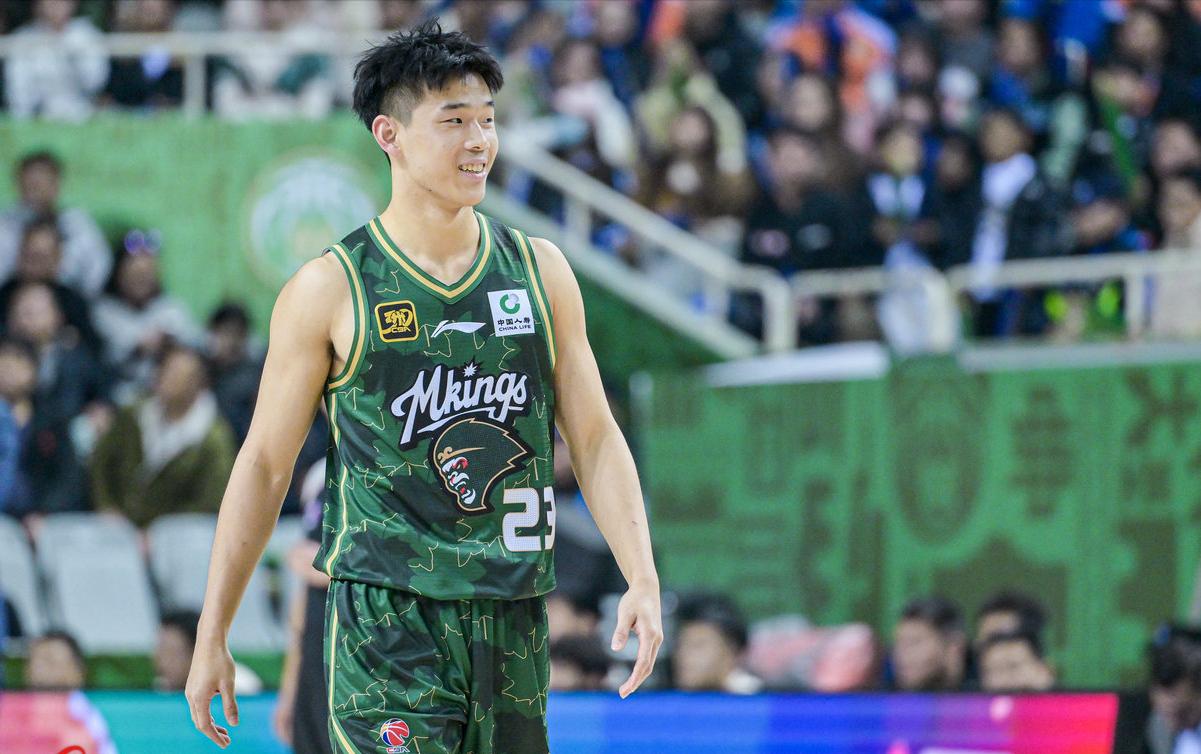 荷兰主帅科曼很现实，没有60名顶级球员，世界杯不称头号热门
