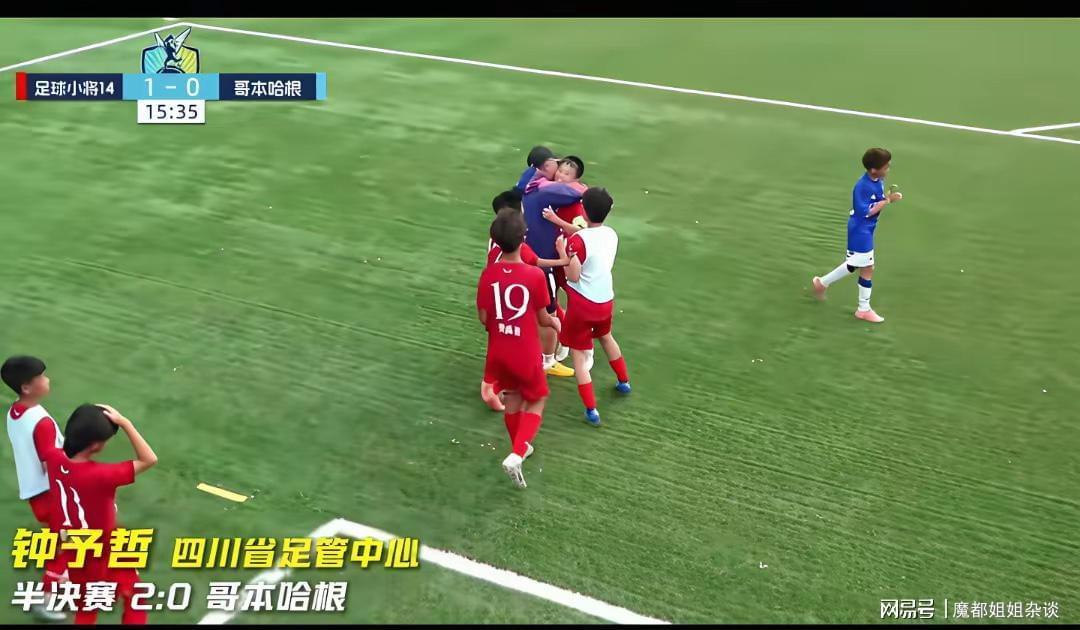 罗本承认：梅西非人类！和他同一时代踢球，是无数球星最大的无奈